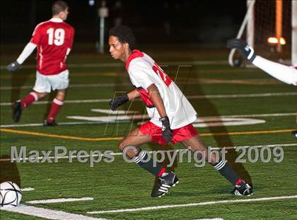 Thumbnail 3 in Catholic Memorial vs Brockton (MIAA D1 South Final) photogallery.