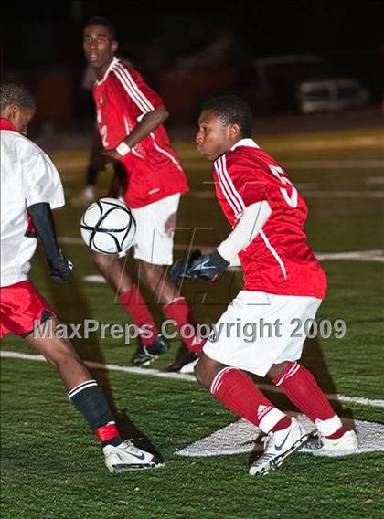 Thumbnail 1 in Catholic Memorial vs Brockton (MIAA D1 South Final) photogallery.