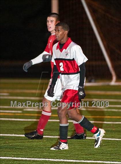 Thumbnail 2 in Catholic Memorial vs Brockton (MIAA D1 South Final) photogallery.