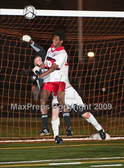 Thumbnail 1 in Catholic Memorial vs Brockton (MIAA D1 South Final) photogallery.