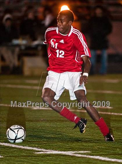 Thumbnail 2 in Catholic Memorial vs Brockton (MIAA D1 South Final) photogallery.