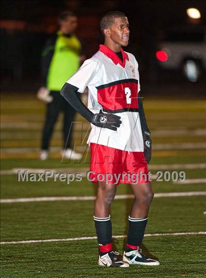 Thumbnail 2 in Catholic Memorial vs Brockton (MIAA D1 South Final) photogallery.