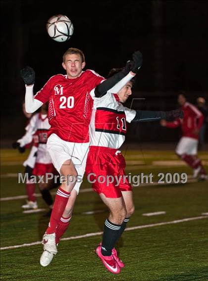 Thumbnail 2 in Catholic Memorial vs Brockton (MIAA D1 South Final) photogallery.