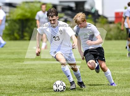 Thumbnail 3 in New Castle vs Daleville photogallery.