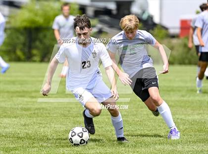 Thumbnail 2 in New Castle vs Daleville photogallery.