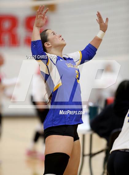 Thumbnail 2 in Fountain Hills vs Casa Grande (Florence Invitational) photogallery.