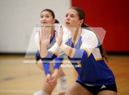 Thumbnail 3 in Fountain Hills vs Casa Grande (Florence Invitational) photogallery.