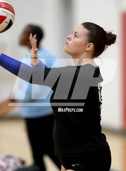 Thumbnail 1 in Fountain Hills vs Casa Grande (Florence Invitational) photogallery.