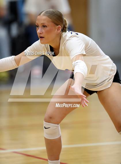 Thumbnail 1 in Fountain Hills vs Casa Grande (Florence Invitational) photogallery.