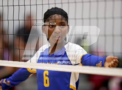 Thumbnail 1 in Fountain Hills vs Casa Grande (Florence Invitational) photogallery.