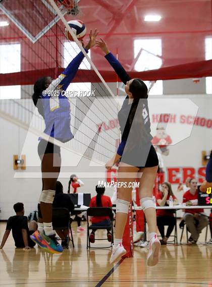 Thumbnail 1 in Fountain Hills vs Casa Grande (Florence Invitational) photogallery.