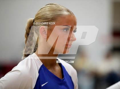 Thumbnail 3 in Fountain Hills vs Casa Grande (Florence Invitational) photogallery.