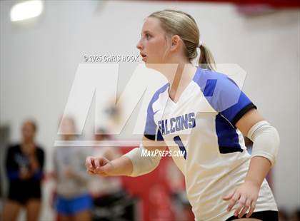 Thumbnail 2 in Fountain Hills vs Casa Grande (Florence Invitational) photogallery.