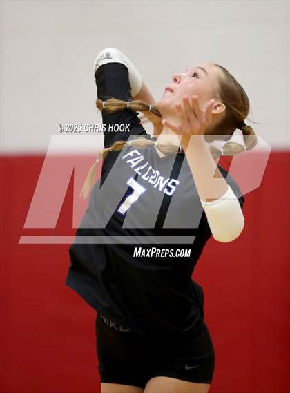 Thumbnail 2 in Fountain Hills vs Casa Grande (Florence Invitational) photogallery.