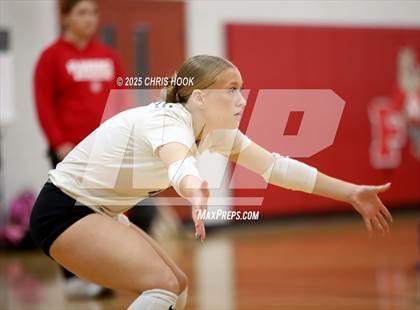 Thumbnail 1 in Fountain Hills vs Casa Grande (Florence Invitational) photogallery.