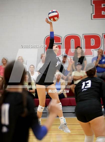 Thumbnail 2 in Fountain Hills vs Casa Grande (Florence Invitational) photogallery.