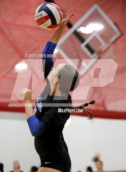 Thumbnail 3 in Fountain Hills vs Casa Grande (Florence Invitational) photogallery.