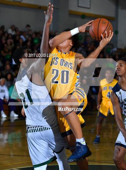 Thumbnail 1 in Los Osos @ Chino Hills (Senior Night) photogallery.