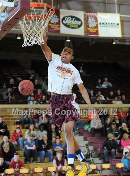 Thumbnail 1 in Minnesota vs Wisconsin (Border Battle All-Star Game) photogallery.
