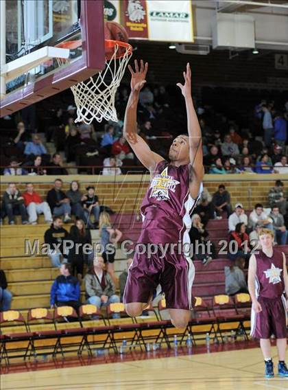 Thumbnail 3 in Minnesota vs Wisconsin (Border Battle All-Star Game) photogallery.