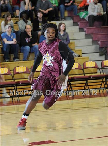 Thumbnail 2 in Minnesota vs Wisconsin (Border Battle All-Star Game) photogallery.