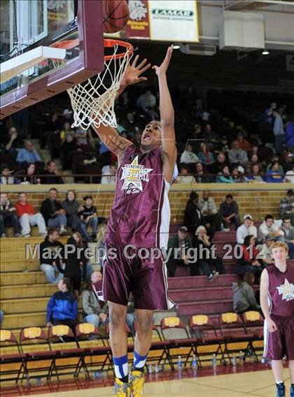 Thumbnail 1 in Minnesota vs Wisconsin (Border Battle All-Star Game) photogallery.