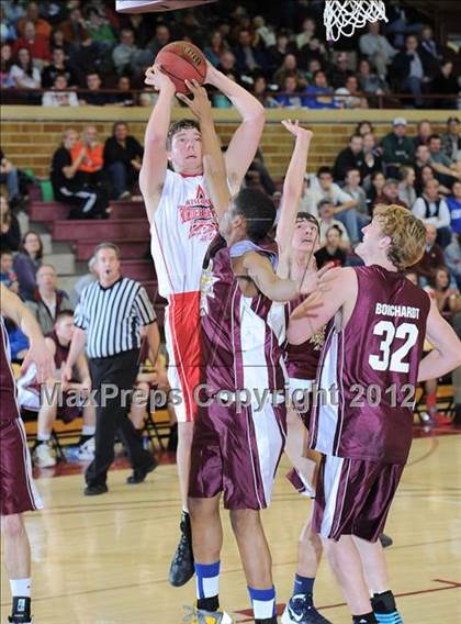 Thumbnail 2 in Minnesota vs Wisconsin (Border Battle All-Star Game) photogallery.