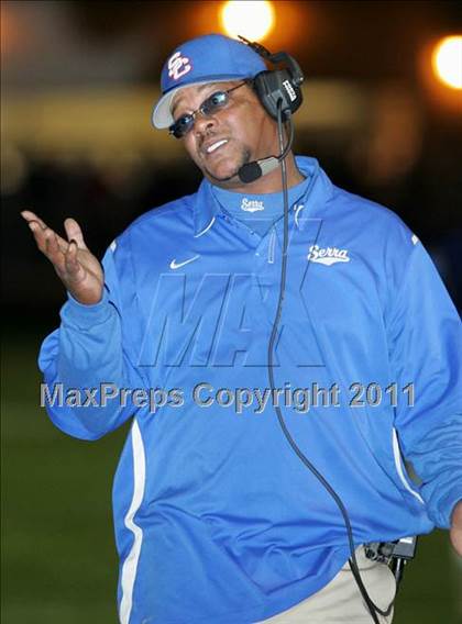 Thumbnail 2 in Harvard-Westlake @ Serra  photogallery.