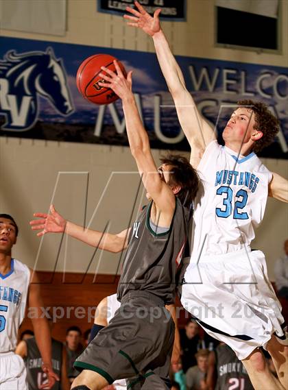 Thumbnail 1 in Smoky Hill @ Ralston Valley (CHSAA 5A 1st Round) photogallery.
