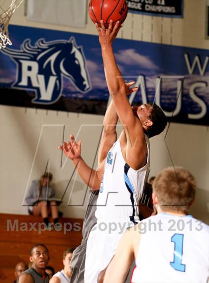 Thumbnail 2 in Smoky Hill @ Ralston Valley (CHSAA 5A 1st Round) photogallery.