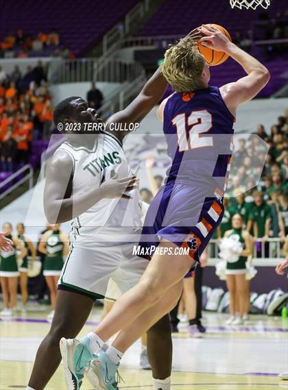 Thumbnail 2 in Brighton vs. Olympus (UHSAA 5A Quarterfinal) photogallery.