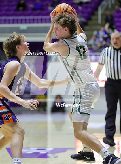 Thumbnail 2 in Brighton vs. Olympus (UHSAA 5A Quarterfinal) photogallery.