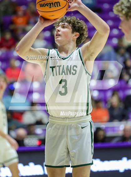 Thumbnail 2 in Brighton vs. Olympus (UHSAA 5A Quarterfinal) photogallery.