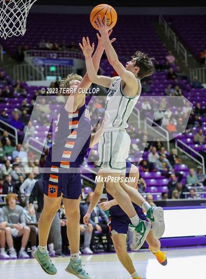 Thumbnail 2 in Brighton vs. Olympus (UHSAA 5A Quarterfinal) photogallery.