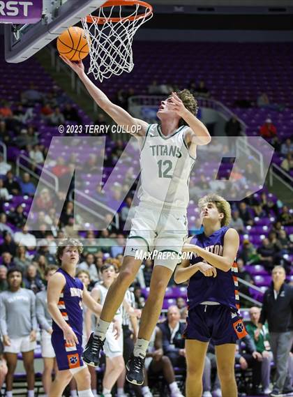 Thumbnail 3 in Brighton vs. Olympus (UHSAA 5A Quarterfinal) photogallery.