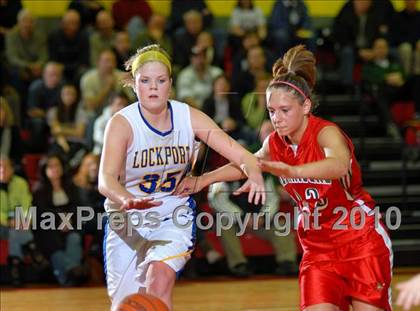 Thumbnail 3 in Jamestown vs. Lockport (Section VI Class AA Semifinal) photogallery.