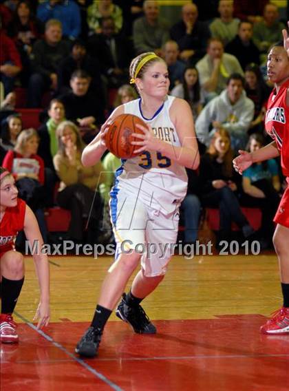 Thumbnail 3 in Jamestown vs. Lockport (Section VI Class AA Semifinal) photogallery.