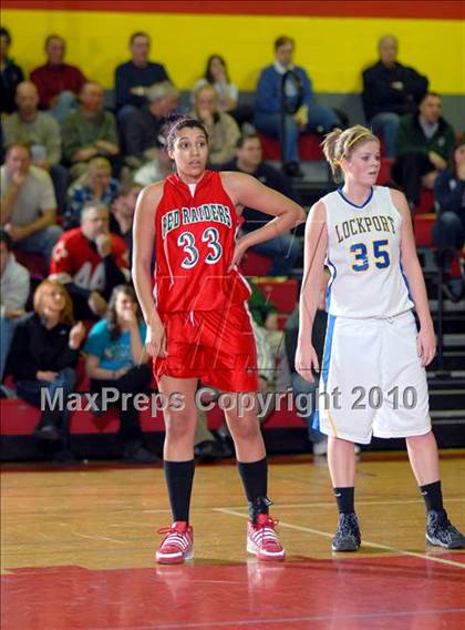 Thumbnail 2 in Jamestown vs. Lockport (Section VI Class AA Semifinal) photogallery.
