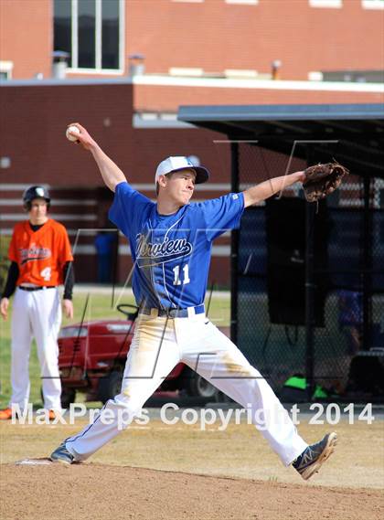 Thumbnail 1 in Churchland @ Norview photogallery.
