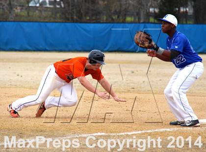 Thumbnail 1 in Churchland @ Norview photogallery.