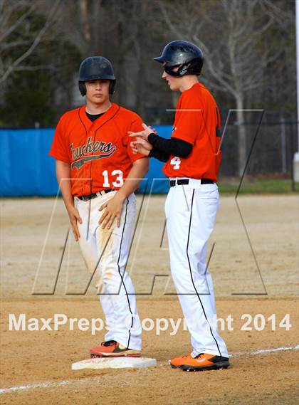 Thumbnail 1 in Churchland @ Norview photogallery.