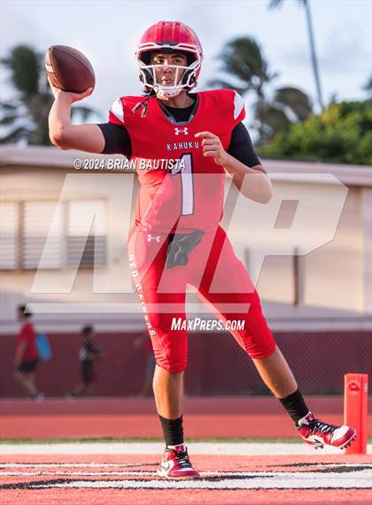 Thumbnail 2 in Mater Dei @ Kahuku photogallery.