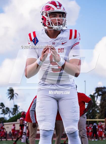 Thumbnail 1 in Mater Dei @ Kahuku photogallery.