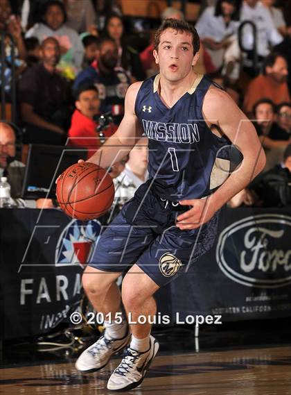 Thumbnail 2 in Mission Prep vs. Crespi (CIF SS 4AA Final) photogallery.