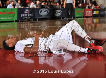 Thumbnail 3 in Mission Prep vs. Crespi (CIF SS 4AA Final) photogallery.