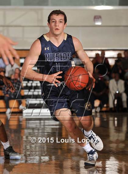 Thumbnail 2 in Mission Prep vs. Crespi (CIF SS 4AA Final) photogallery.