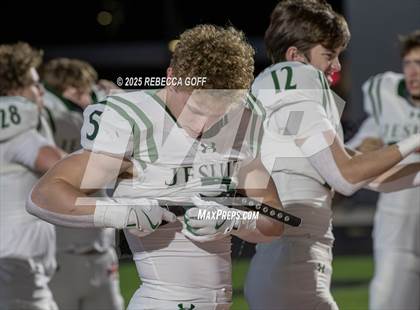 Thumbnail 1 in Dickinson vs. Strake Jesuit (UIL Football 6A D1 Regional) photogallery.