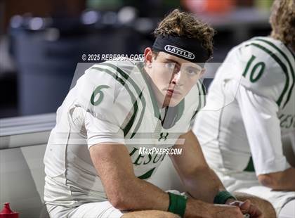 Thumbnail 3 in Dickinson vs. Strake Jesuit (UIL Football 6A D1 Regional) photogallery.