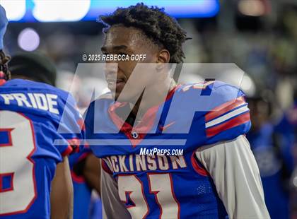 Thumbnail 3 in Dickinson vs. Strake Jesuit (UIL Football 6A D1 Regional) photogallery.