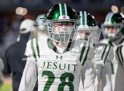 Thumbnail 1 in Dickinson vs. Strake Jesuit (UIL Football 6A D1 Regional) photogallery.